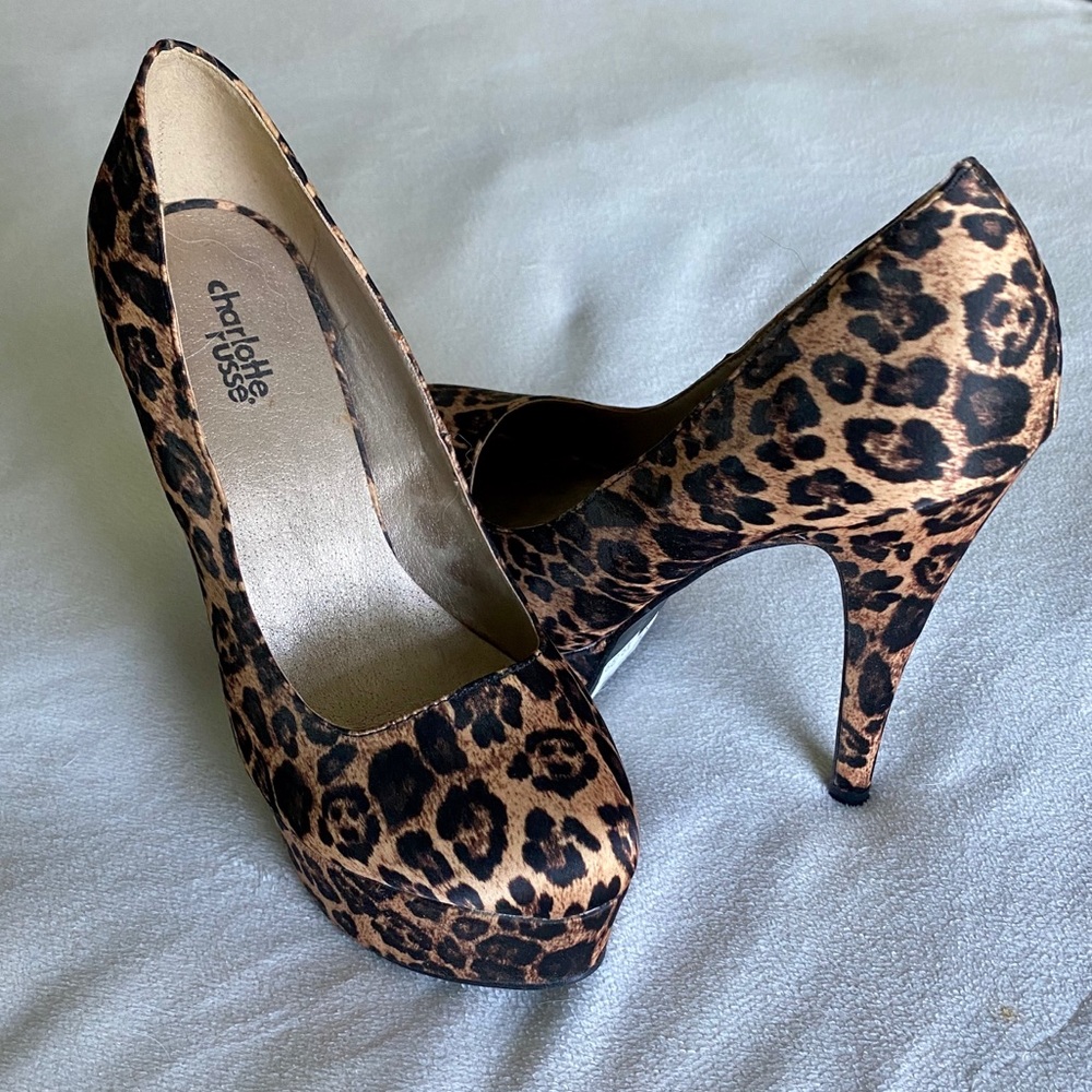 COPY - NWOT Leopard Print Platform Heels